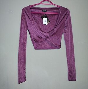 NWT Eclipse Knot Front Cropped Long Sleeve Top